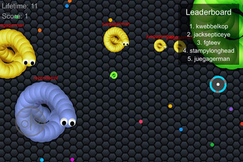 Slither Worm - Crossy Snake Eat Color Dot Dash screenshot 3